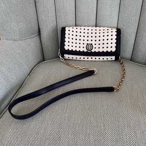 Tory Burch cross body or shoulder purse